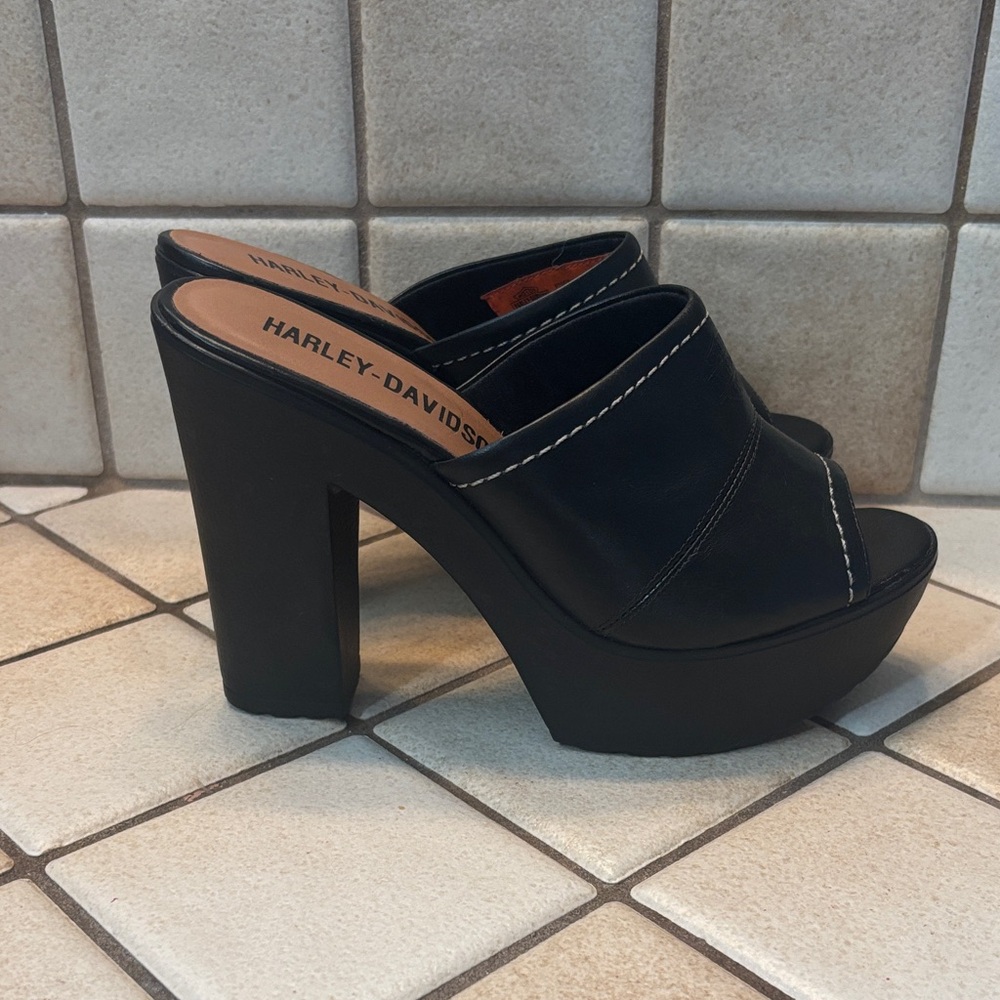 Harley-Davidson Women's Black Platform Sandals